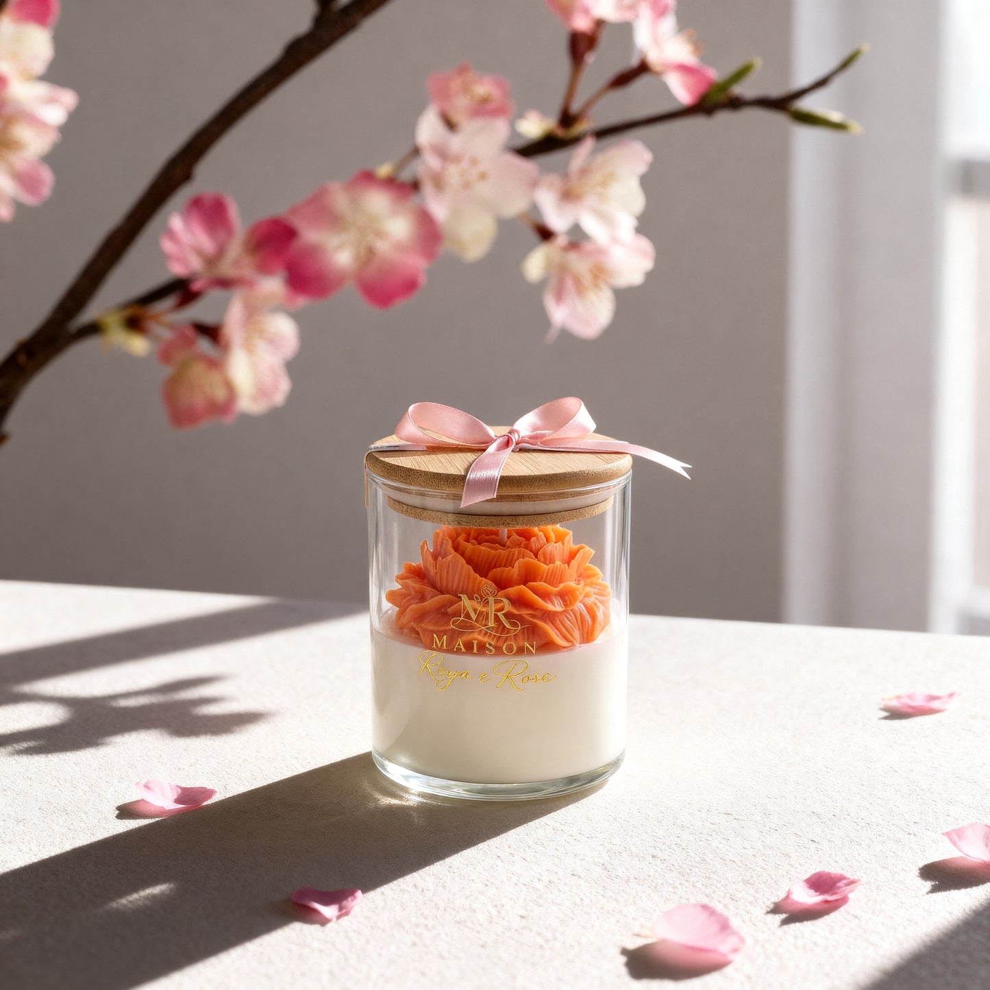 Luxury White Tea Vanilla Candle | Soy & Beeswax Blend | Wooden Wick | Natural Home Fragrance
