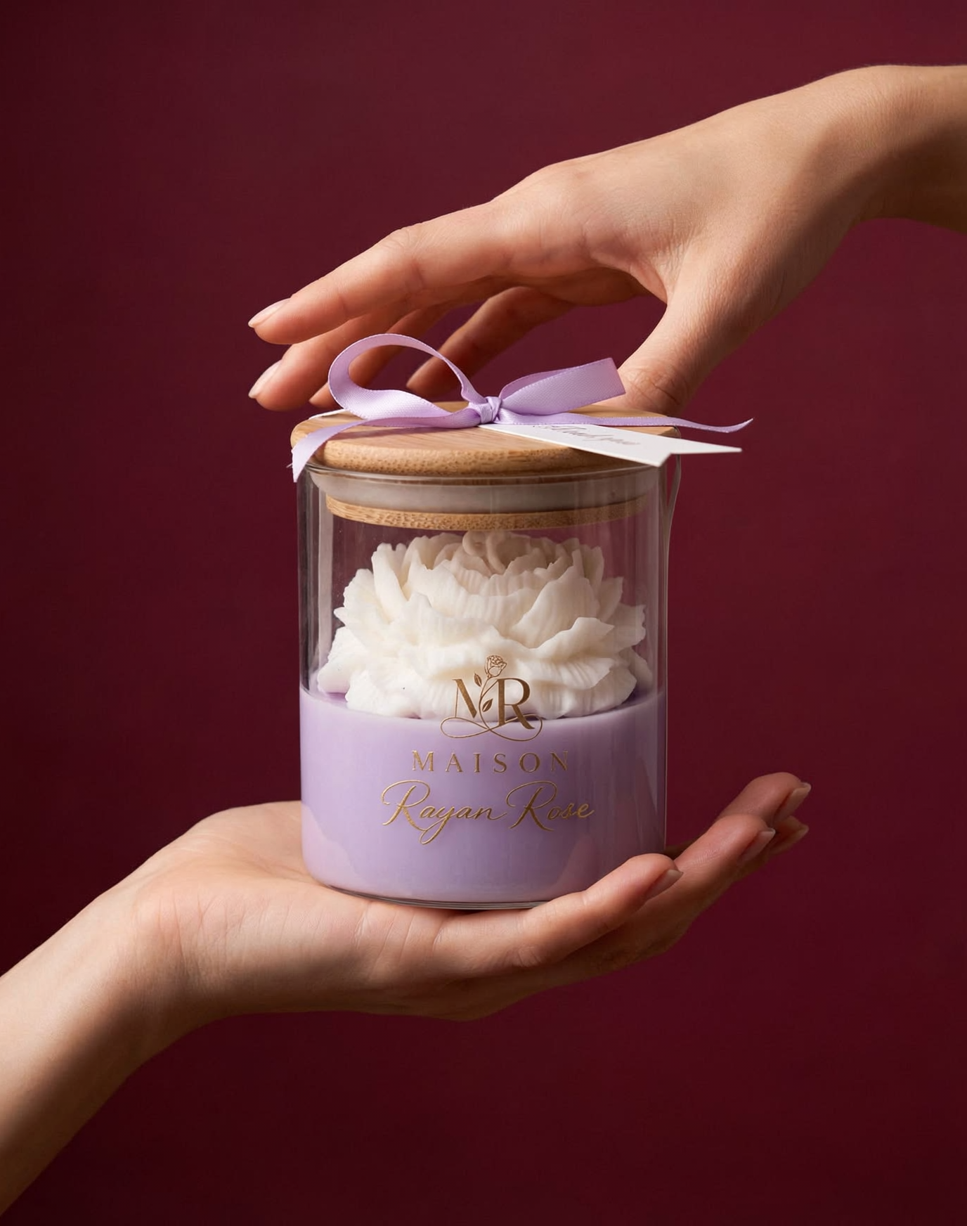 Luxury White Tea Vanilla Candle | Soy & Beeswax Blend | Wooden Wick | Natural Home Fragrance